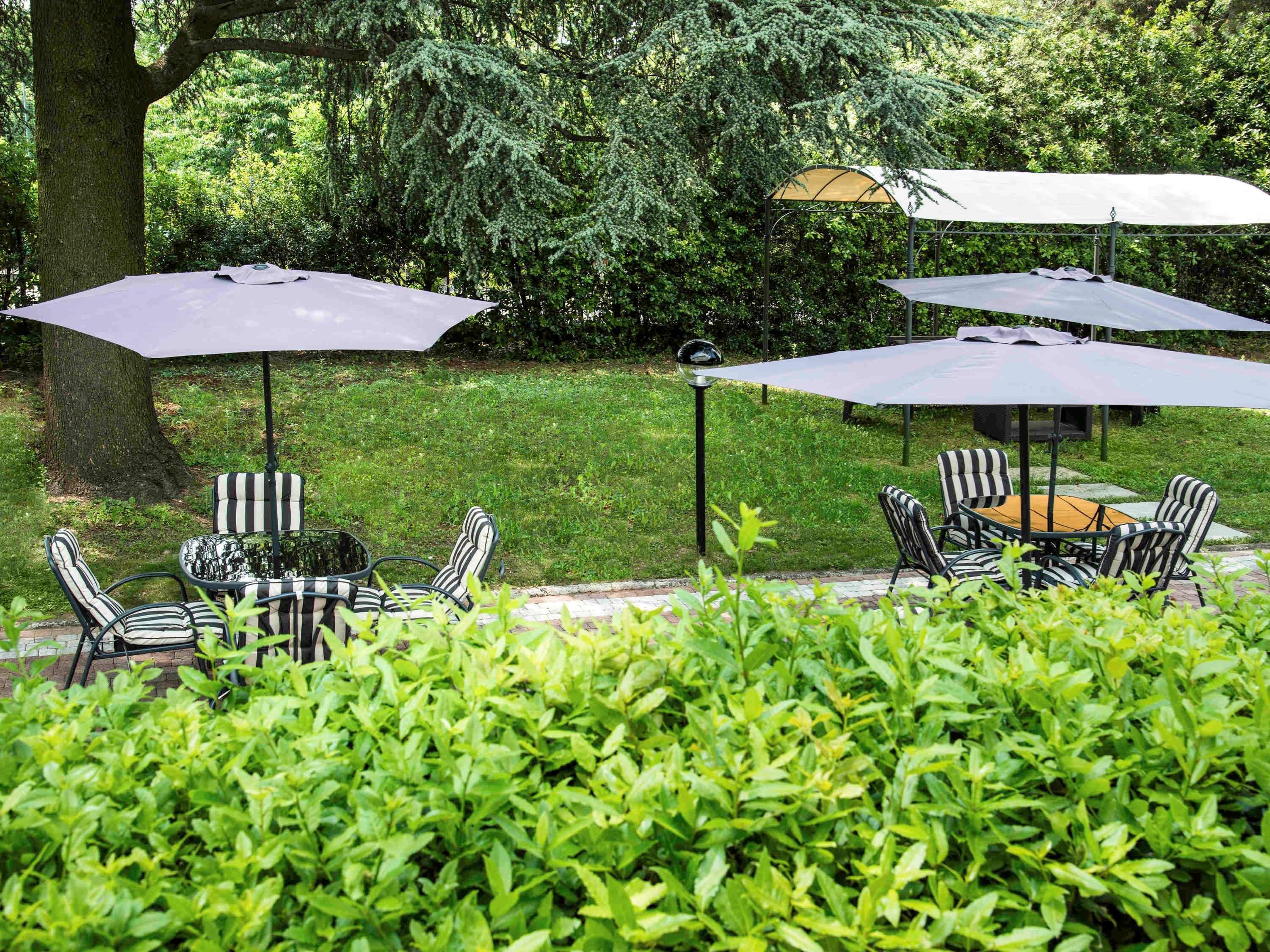 Bis Hotel Varese Bagian luar foto