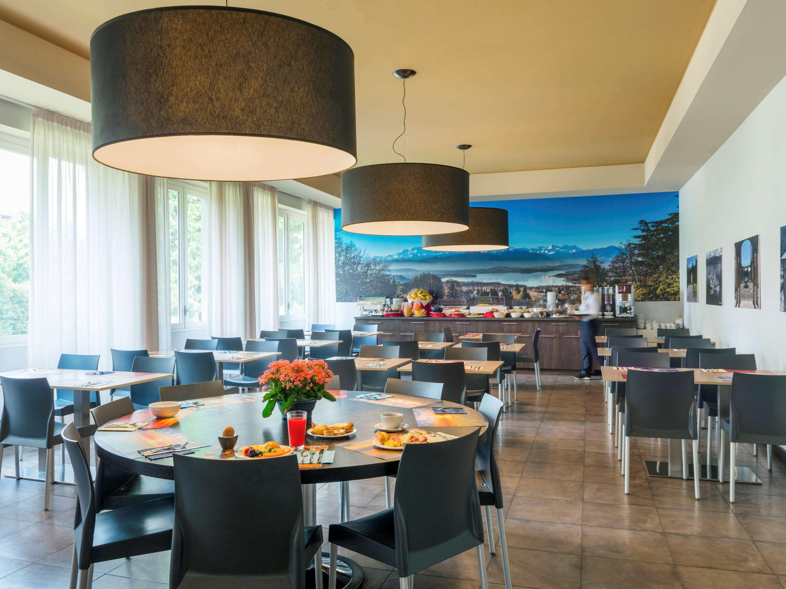 Bis Hotel Varese Bagian luar foto