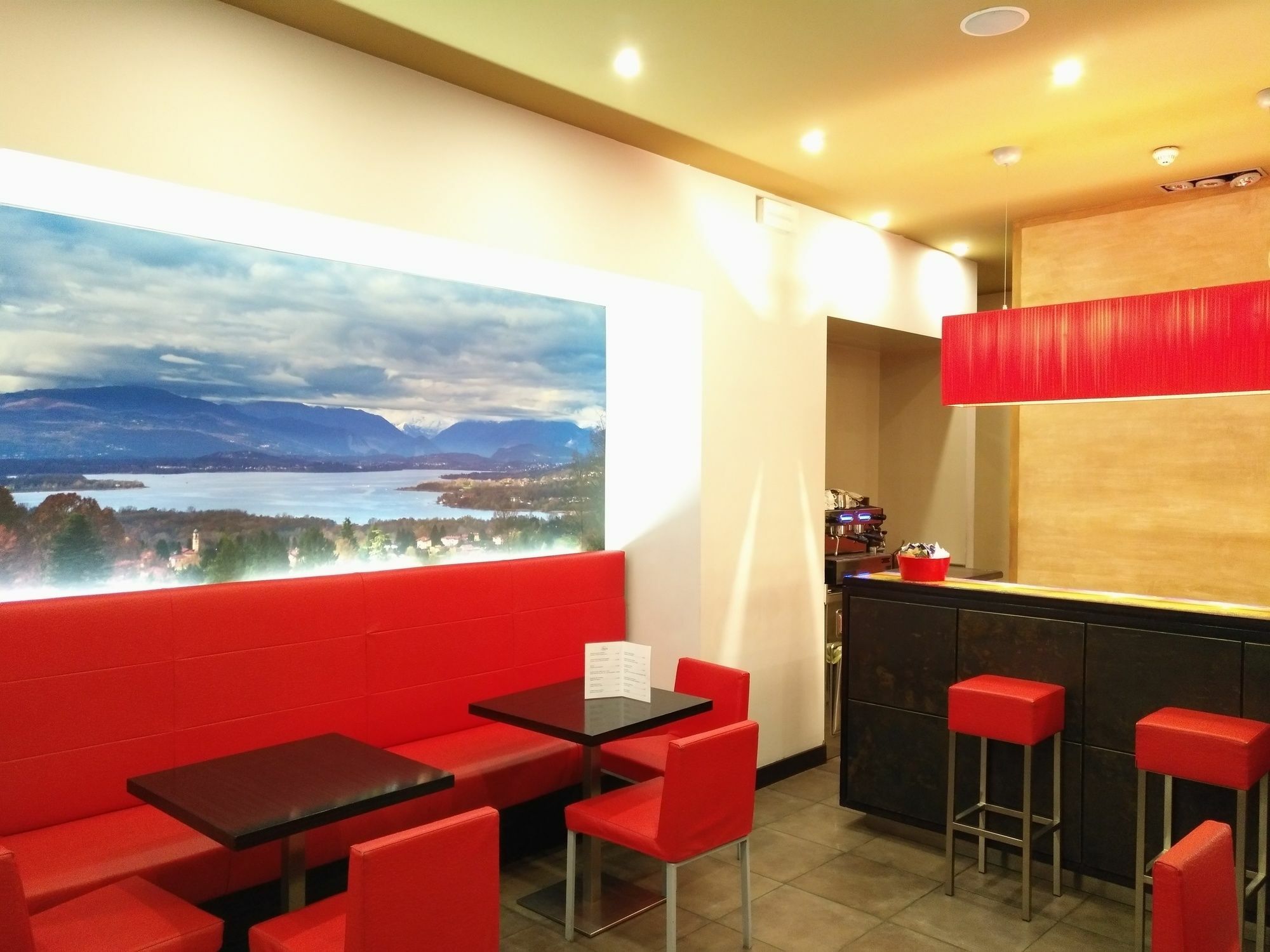 Bis Hotel Varese Bagian luar foto