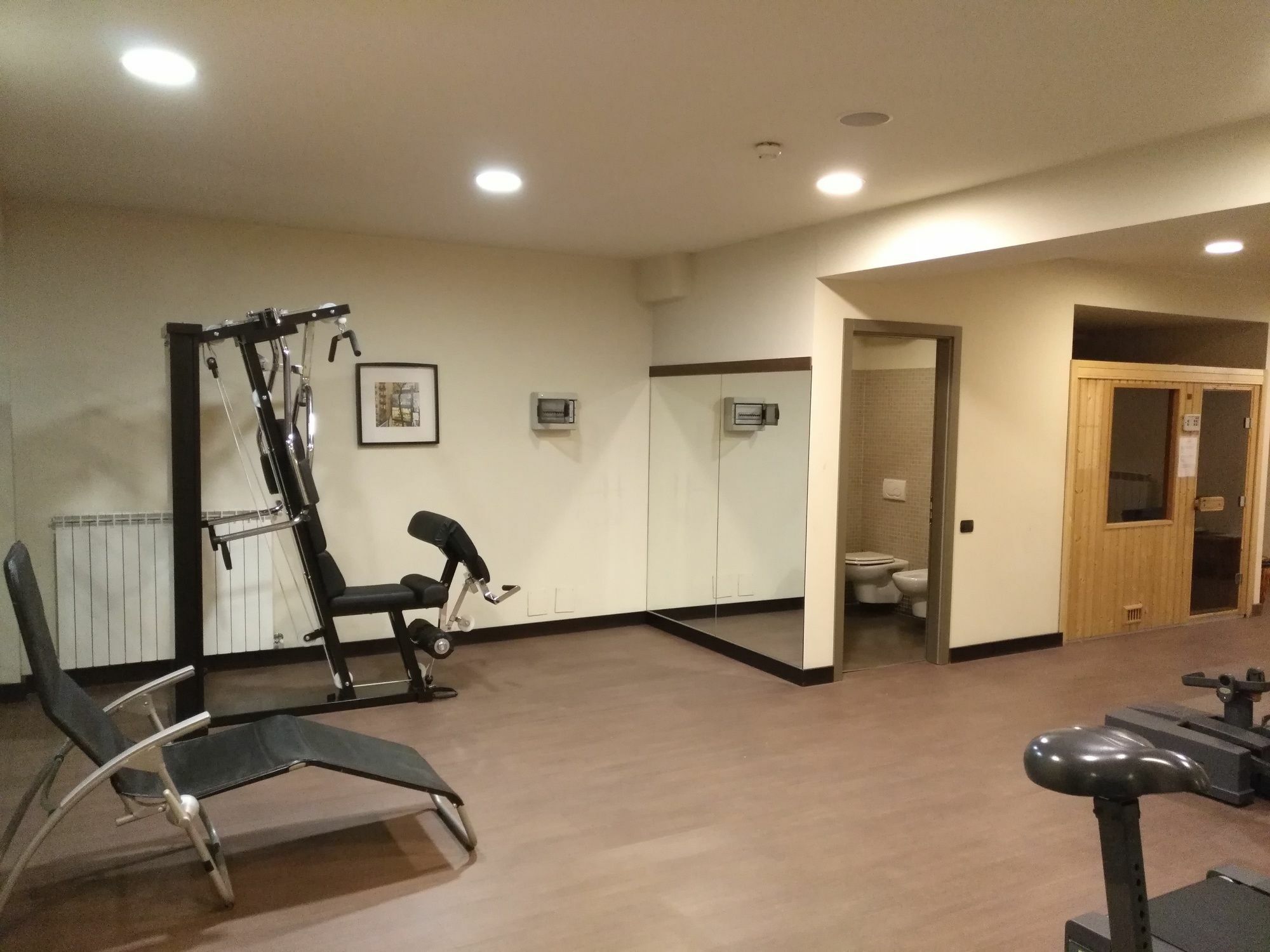 Bis Hotel Varese Bagian luar foto